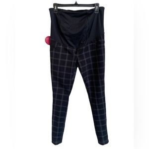 🆕 Ingrid & Isabel Maternity Crossover Panel Black Plaid Pants Sizes S & XXL